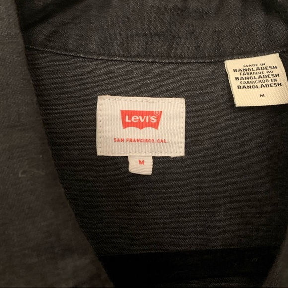 Levi’s Black Western Shirt w/ White Snap Buttons - Picture 3 of 3